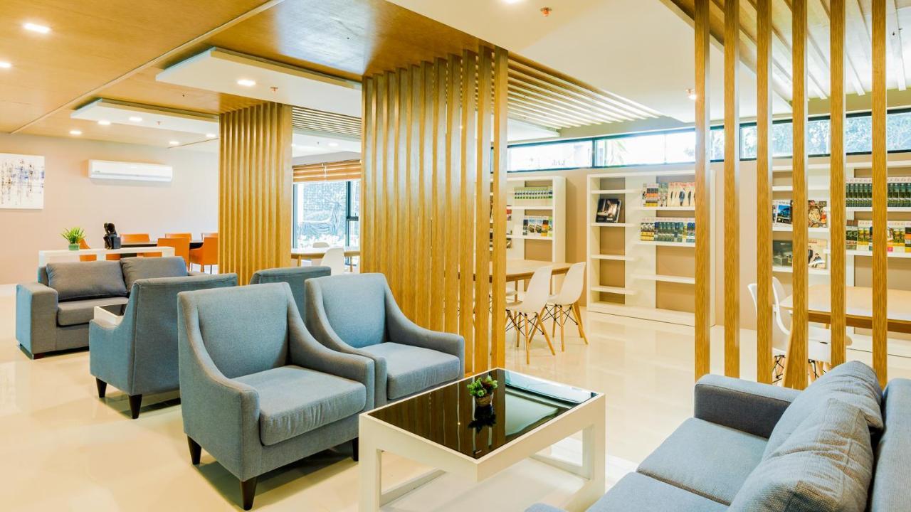 The Star Hill Condo Luxury Suites チエンマイ エクステリア 写真